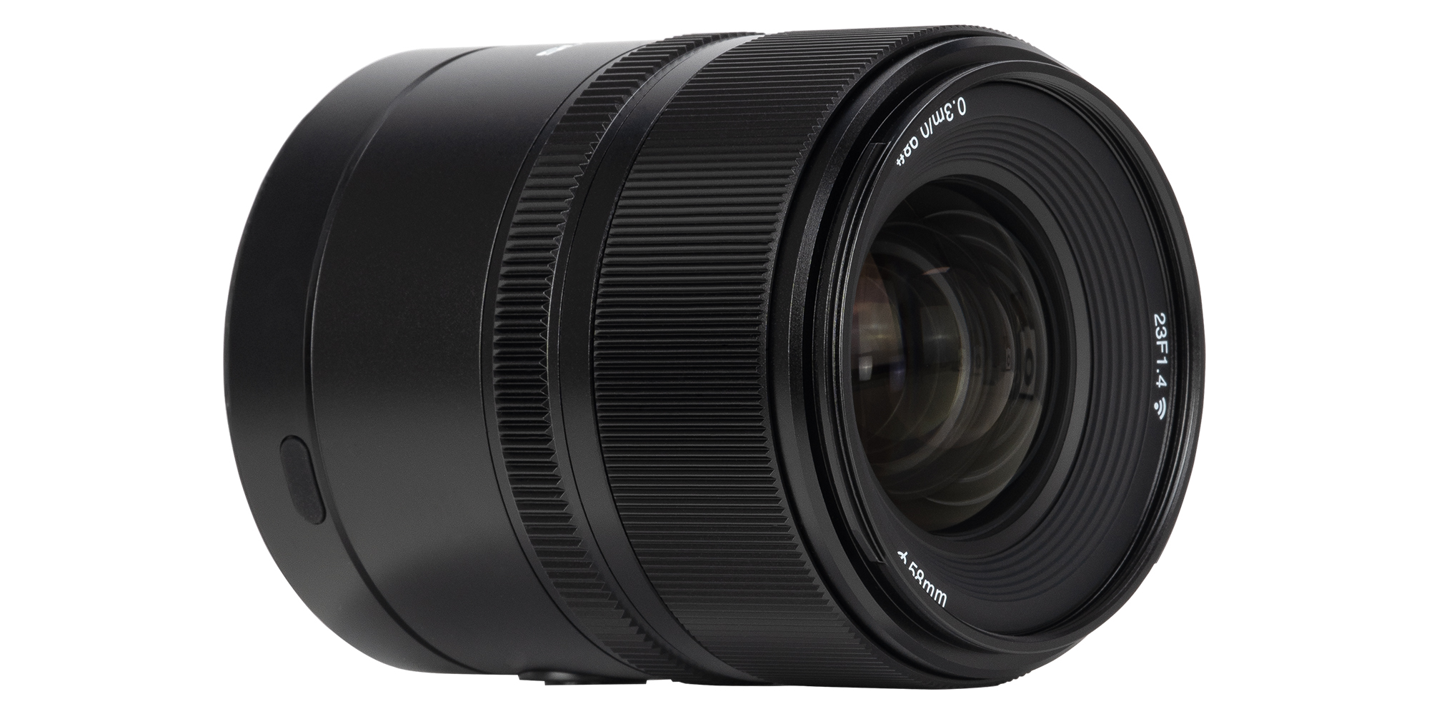 Obiektyw Yongnuo YN 23 mm f_1,4 Z DA DSM WL Pro do Nikon Z widziany pod kątem 45 stopni na białym tle